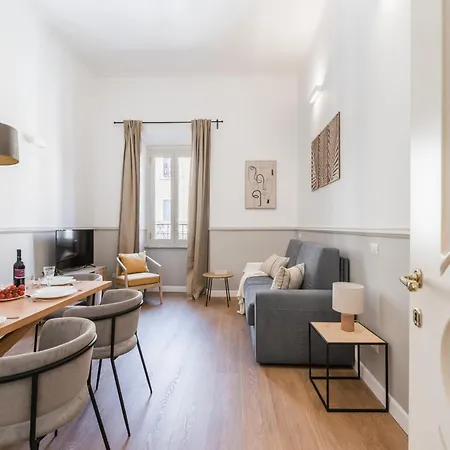 The Rent - Bright Two-bedroom Between Prati And San Pietro * רומא