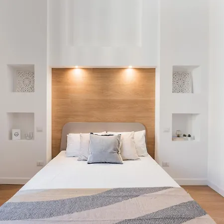 Apartment The Rent - Bright Two-bedroom Between Prati And San Pietro